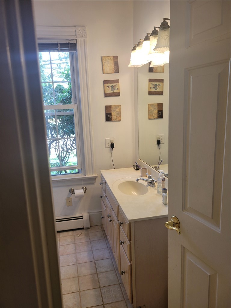 392 Bradford Road Westerly, RI 02808 - Photo 20 of 21 Gallery Image 20