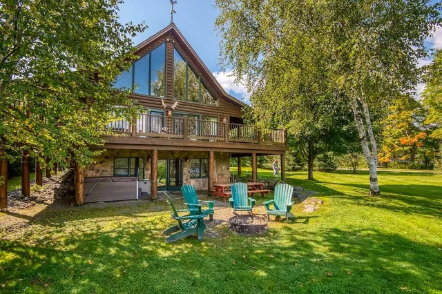 $1,100,000 | 35 Samoset Circle, Rangeley, ME 04970