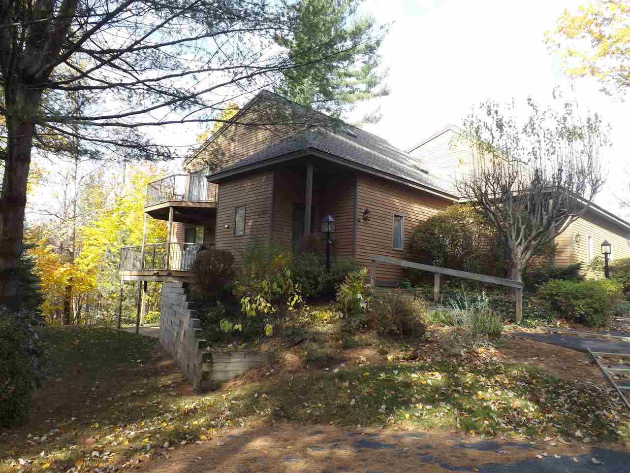 1140 Murphys Road, Unit B Hartford, VT 05059 - Photo 3 of 40 Gallery Image 3