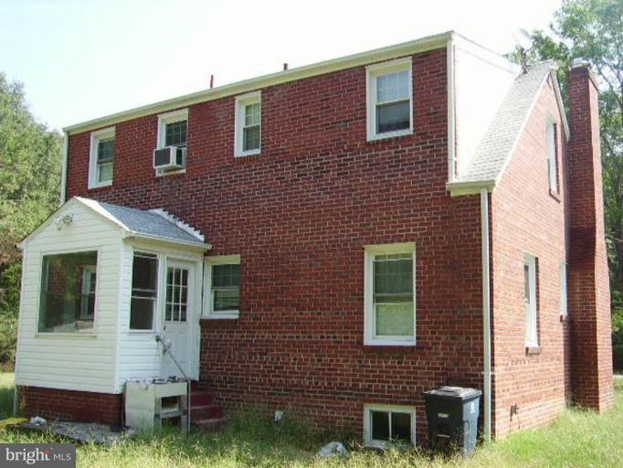 13809 Livingston Road Clinton, MD 20735 - Photo 11 of 12 Exterior (Rear)