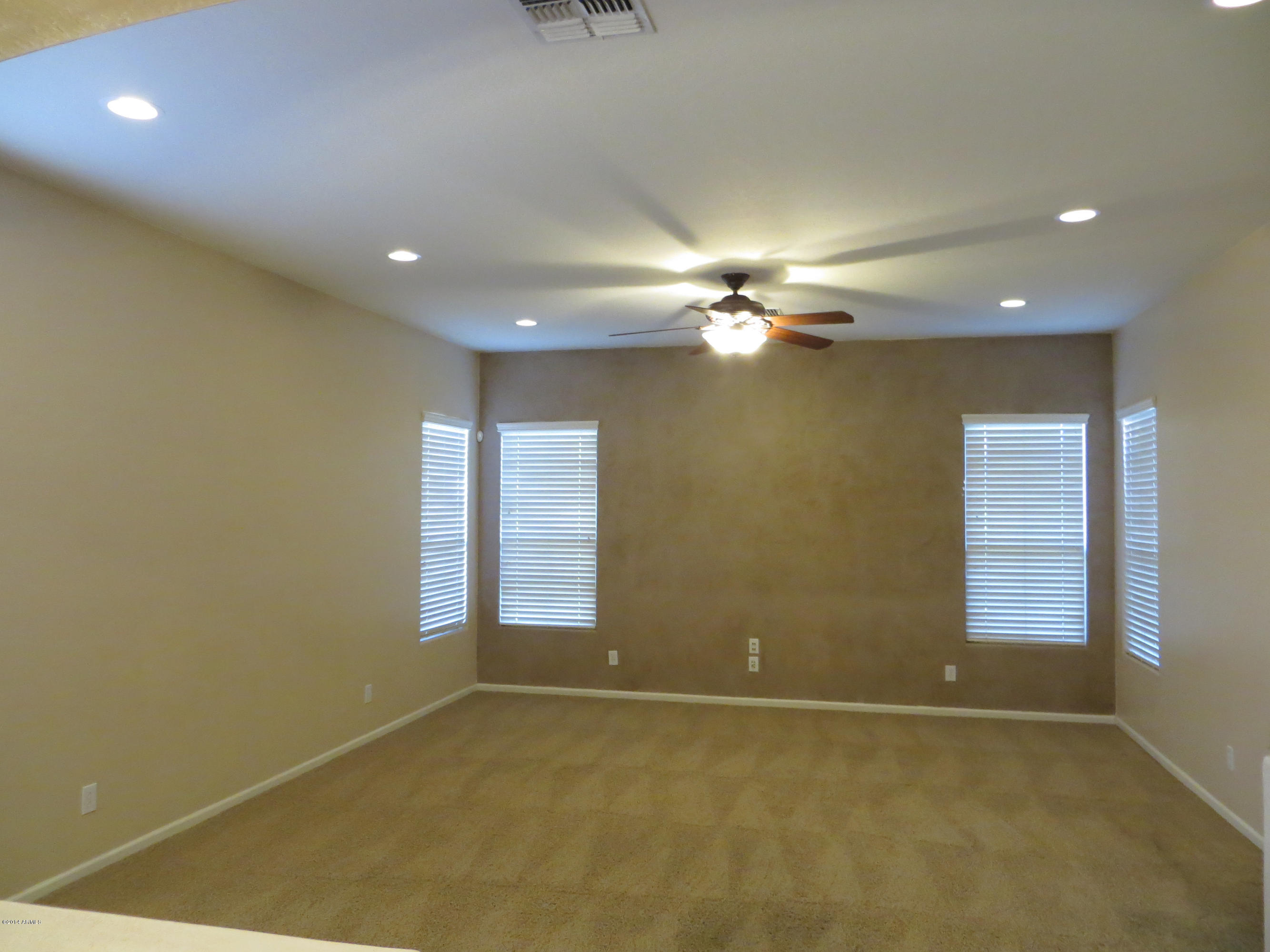 3311 East Kimball Road Gilbert, AZ 85297 - Photo 8 of 25 IMG_0168