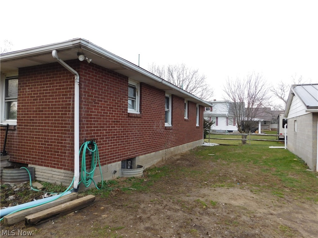 114 Lee Road Follansbee, WV 26037 - Photo 5 of 10