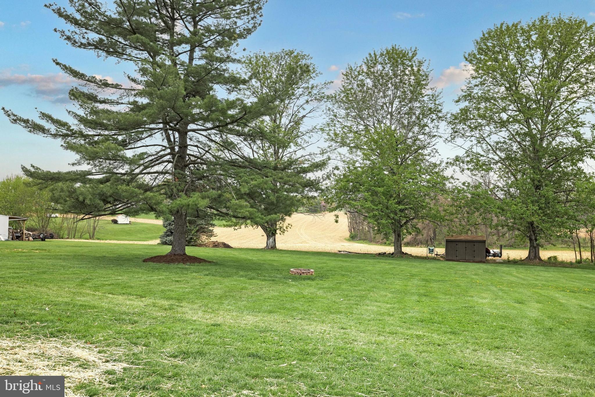 2260 Keeney Road Spring Grove, PA 17362 - Photo 25 of 28