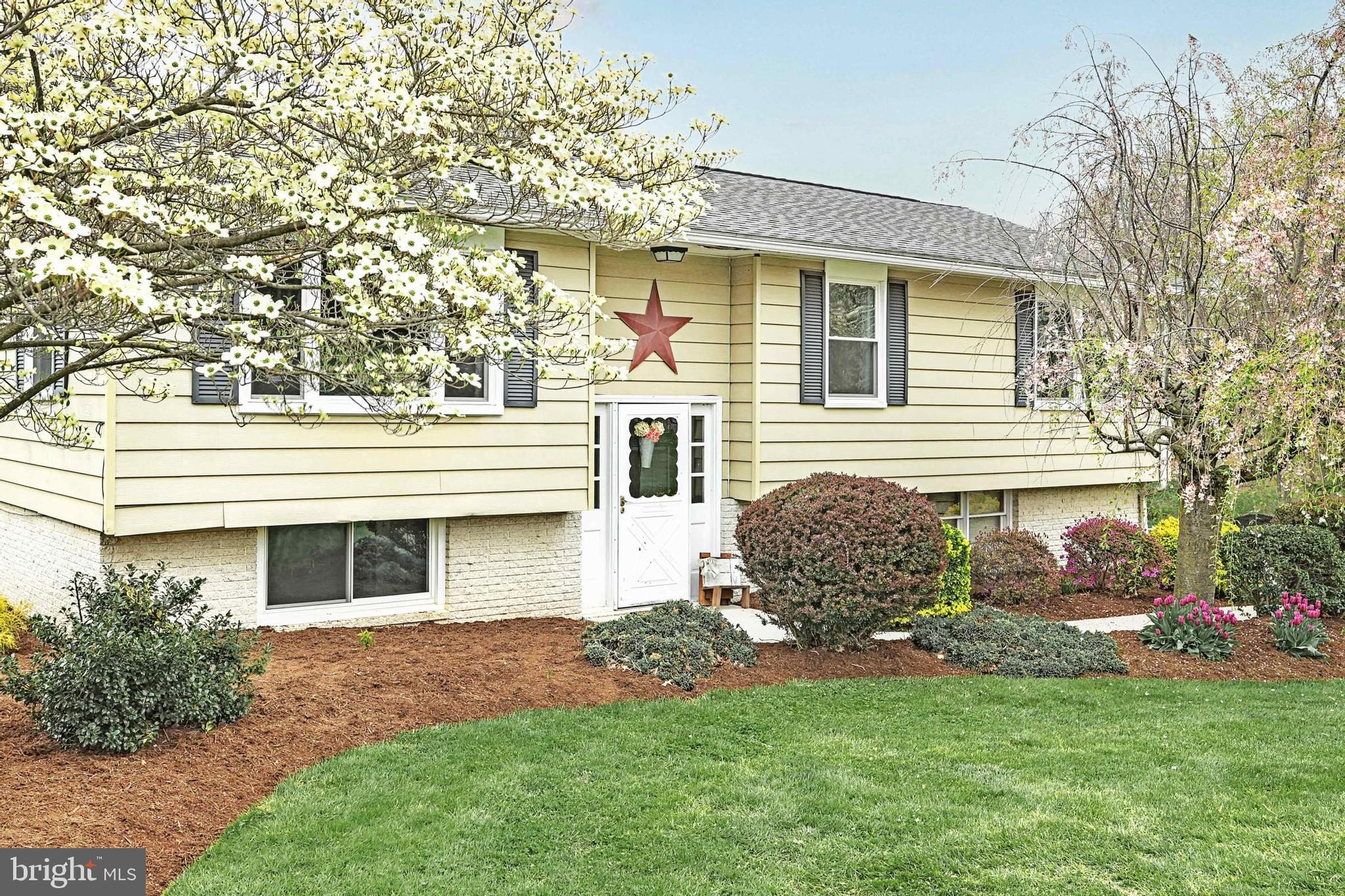 2260 Keeney Road Spring Grove, PA 17362 - Photo 4 of 28