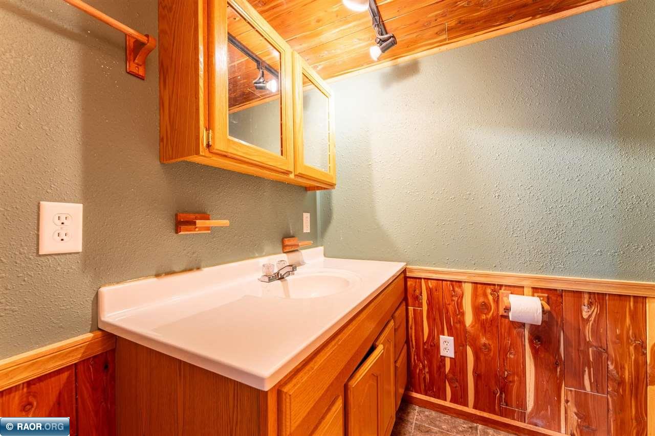815 North 3rd Street Tower, MN 55790 - Photo 26 of 38