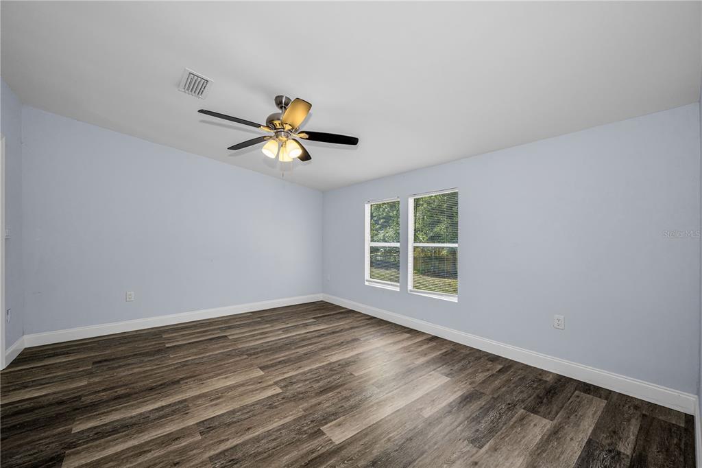 39723 Pretty Pond Road Zephyrhills, FL 33540 - Photo 37 of 54 Gallery Image 37