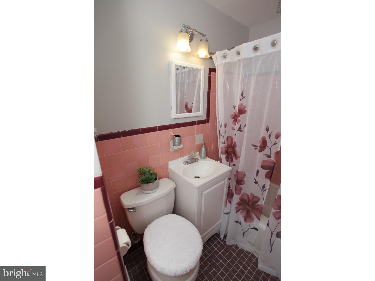 1540 Beverly Road Philadelphia, PA 19138 - Photo 19 of 24 Gallery Image 19