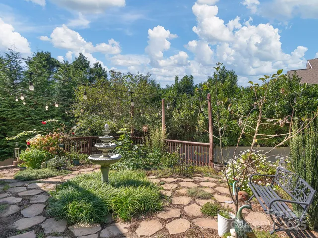 $695,000 | 95 Driftstone Circle, Arden, NC 28704