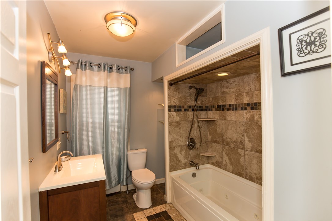 53 Arch Street Pawtucket, RI 02860 - Photo 9 of 38 Gallery Image 9