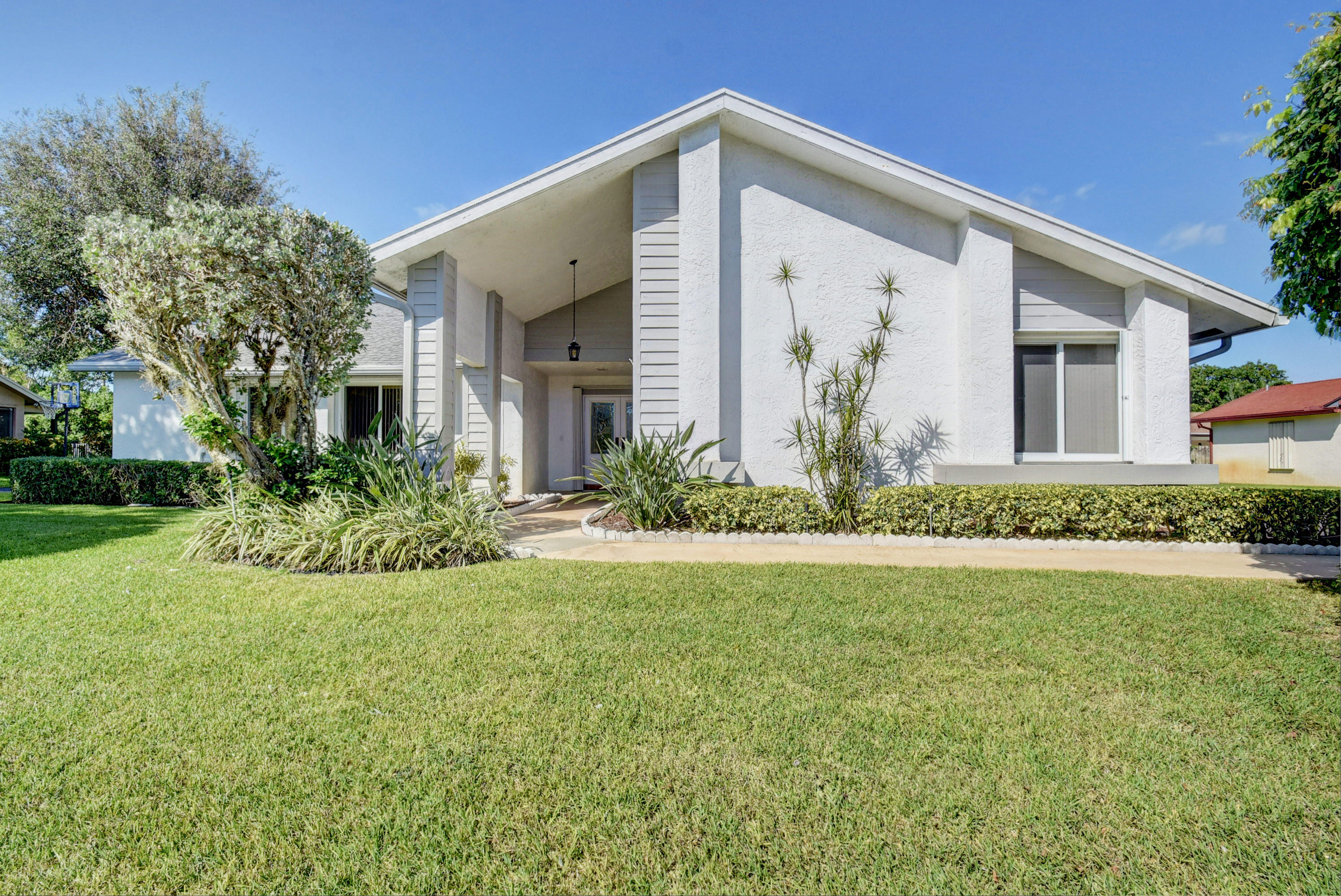 10331 186th Court South Boca Raton, FL 33498 - Photo 2 of 29 virtuals1 (2)