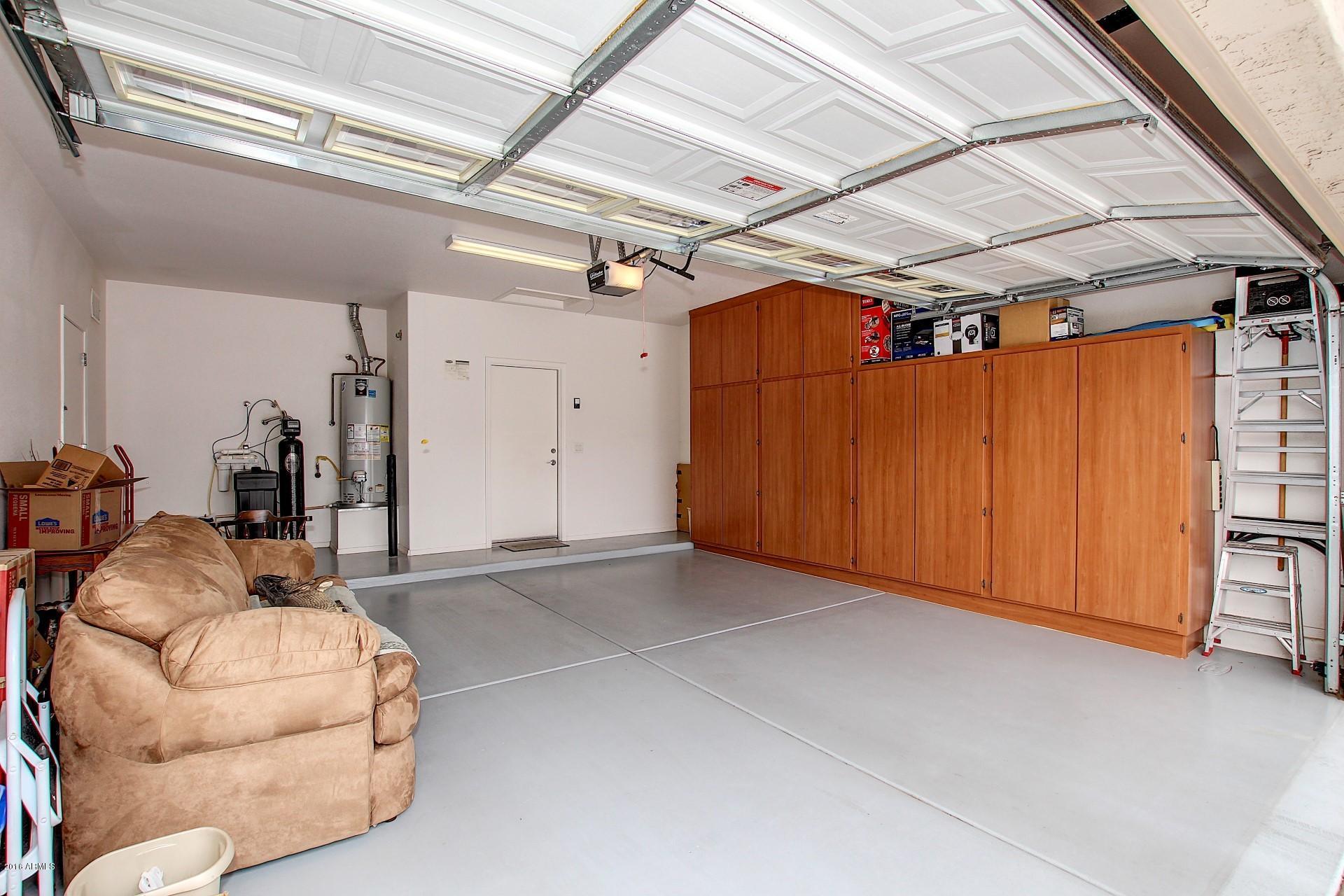 4663 East Rakestraw Lane Gilbert, AZ 85298 - Photo 32 of 33 Garage