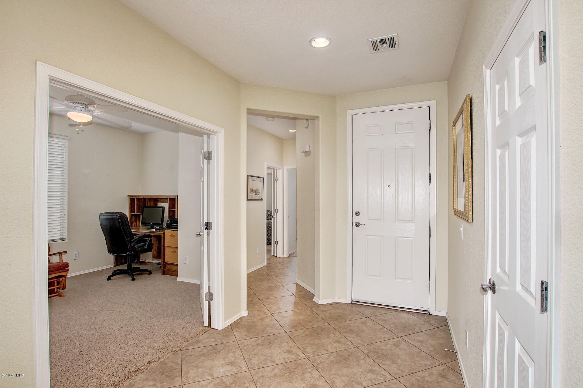 4663 East Rakestraw Lane Gilbert, AZ 85298 - Photo 4 of 33 Entry Hall