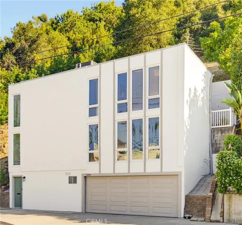 $1,050,000 | 12452 Laurel Terrace Drive, Studio City, CA 91604