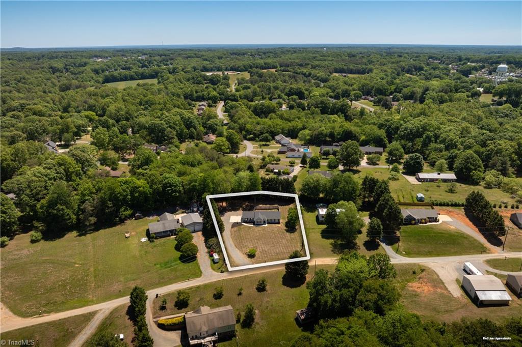 122 Fosstorall Road King, NC 27021 - Photo 3 of 32 Ariel view of location