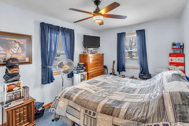 $150,000 | 17617 Burnham Avenue, Lansing, IL 60438