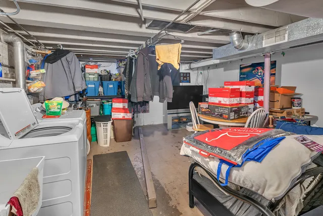 $150,000 | 17617 Burnham Avenue, Lansing, IL 60438