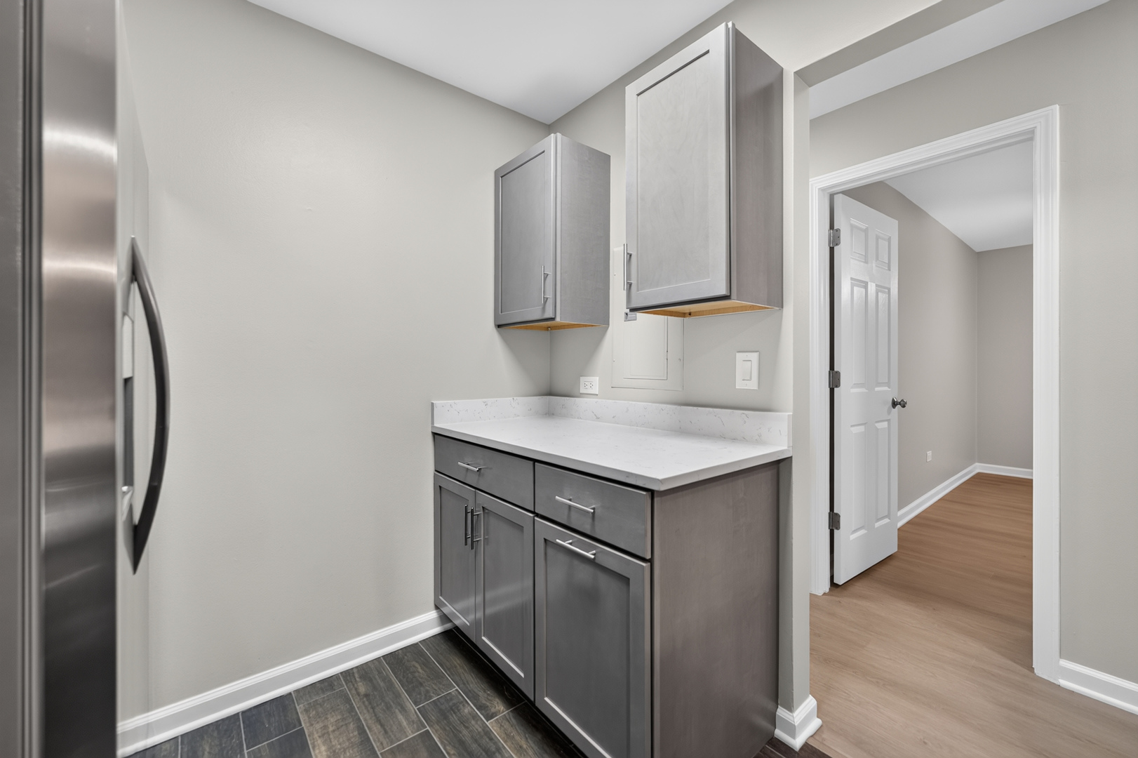 718 Rodenburg Road, Unit 206 Roselle, IL 60172 - Photo 20 of 35 Gallery Image 20