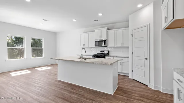 $403,704 | 107 Saratoga Spgs Avenue, Clinton, MS 39056