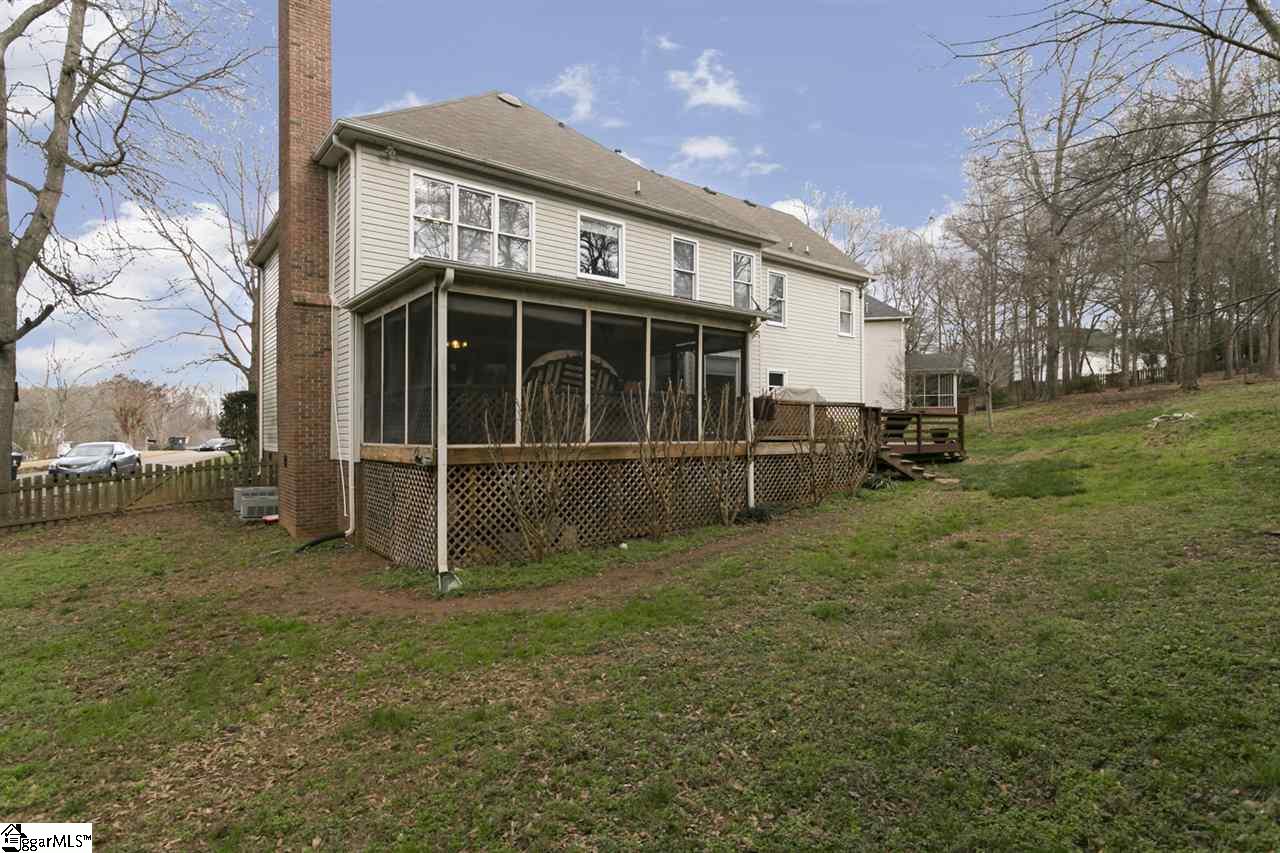 11 Huntsman Court Simpsonville, SC 29680 - Photo 8 of 33 Gallery Image 8
