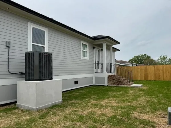 $318,000 | 6628 Rue Louis Phillippe, Marrero, LA 70072