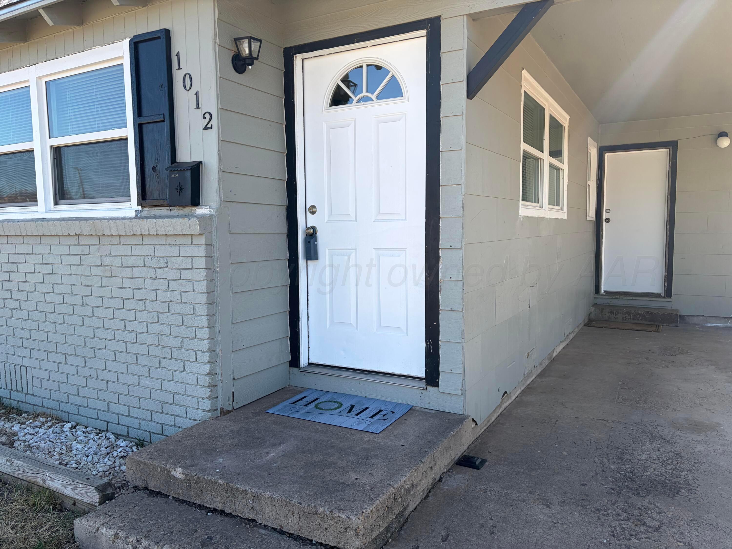 1012 Harper Street Amarillo, TX 79107 - Photo 2 of 24