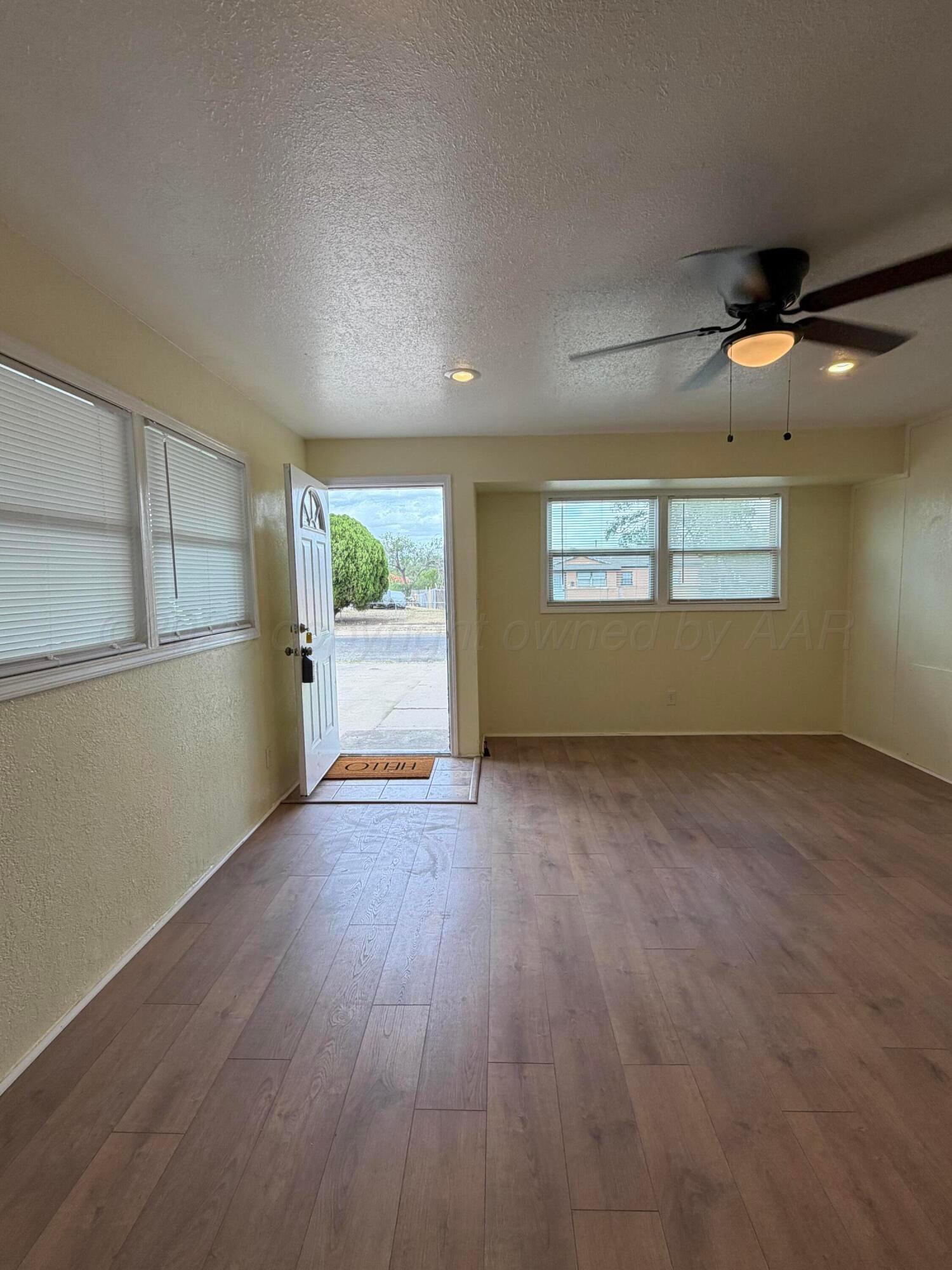 1012 Harper Street Amarillo, TX 79107 - Photo 37 of 39 IMG_4095