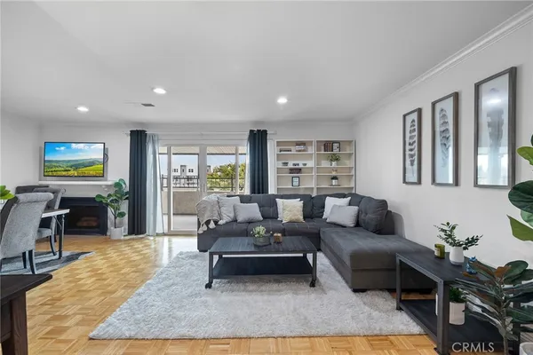 $499,888 | 1117 Rosecrans Avenue, Unit 15A, Fullerton, CA 92833