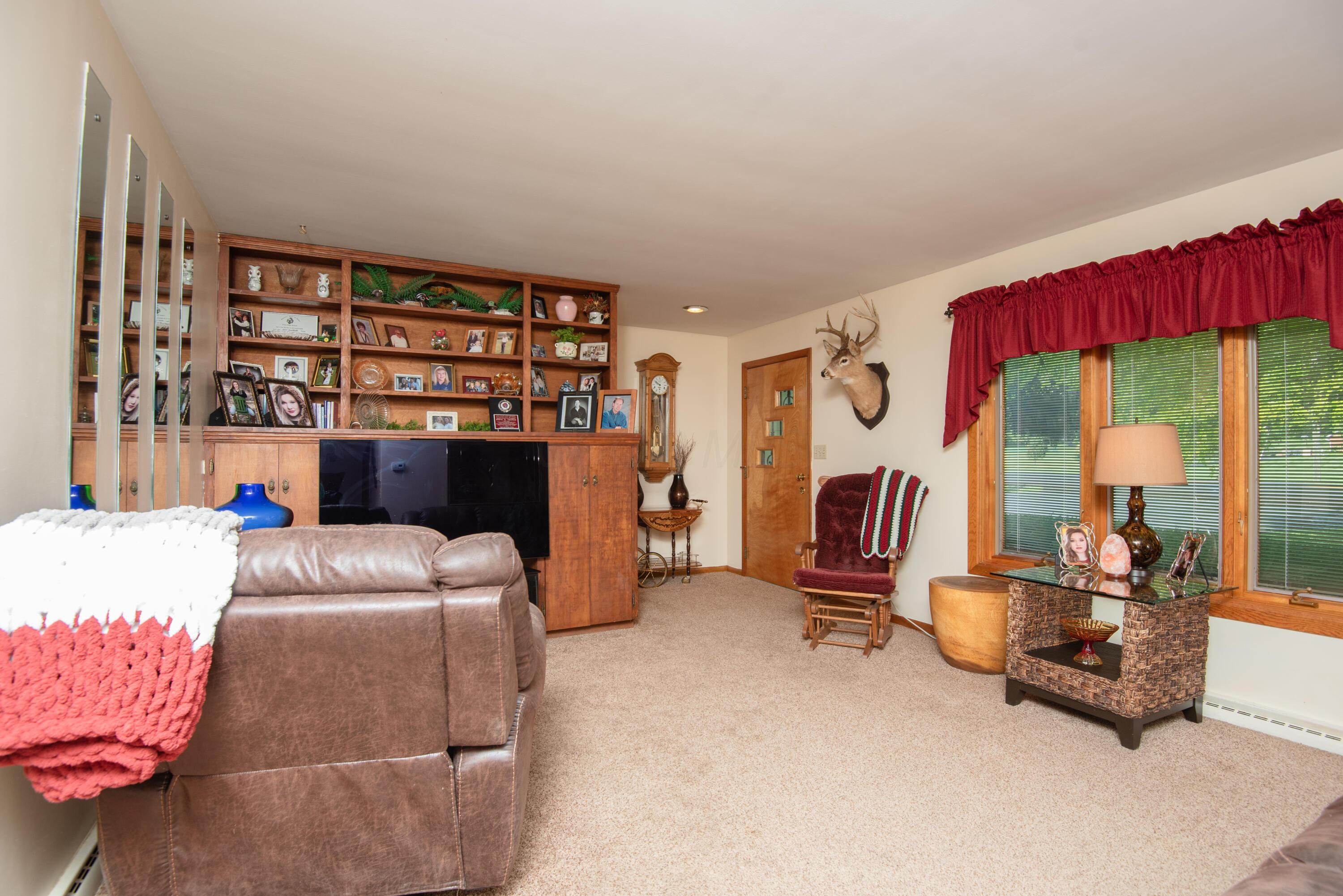 10950 Mt Vernon Road Utica, OH 43080 - Photo 5 of 42