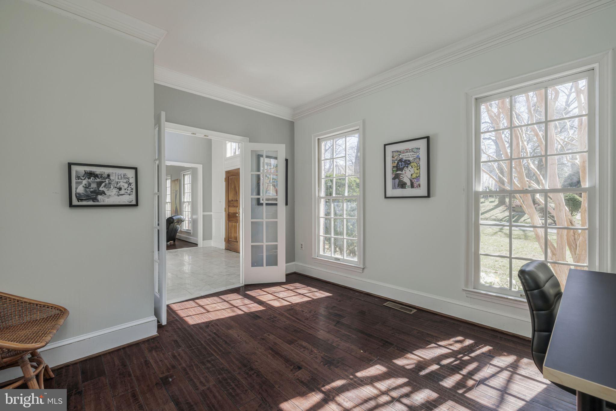 9800 Hall Road Potomac, MD 20854 - Photo 19 of 59 what a pleasure to work from home!