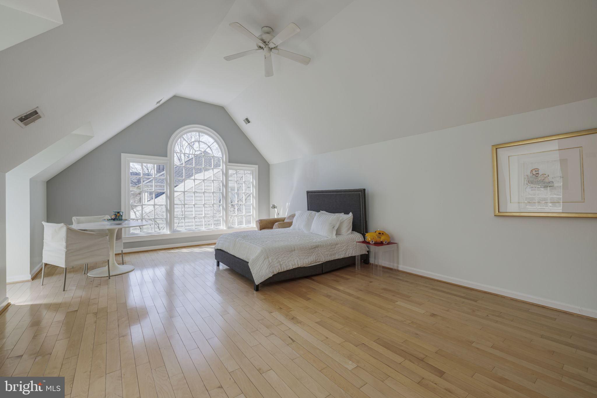 9800 Hall Road Potomac, MD 20854 - Photo 25 of 59 Tour Photo #50