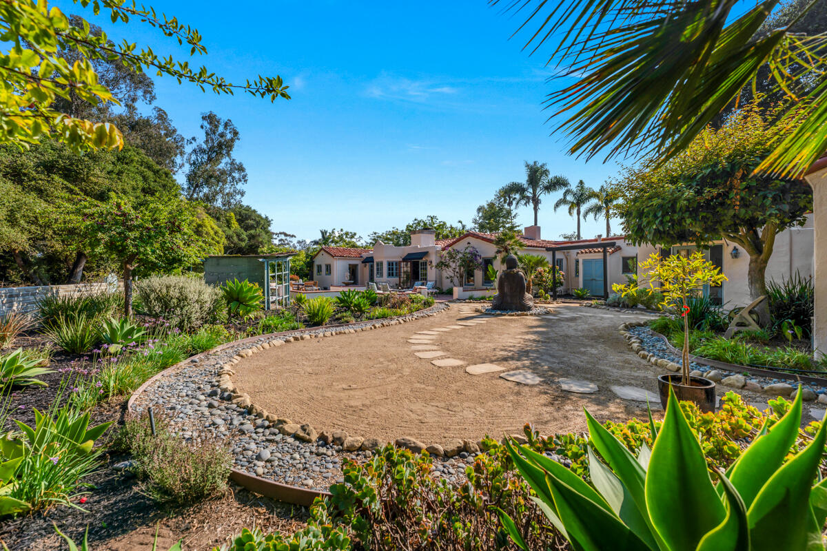 99 La Vuelta Road Montecito, CA 93108 - Photo 28 of 41 _ROY0682