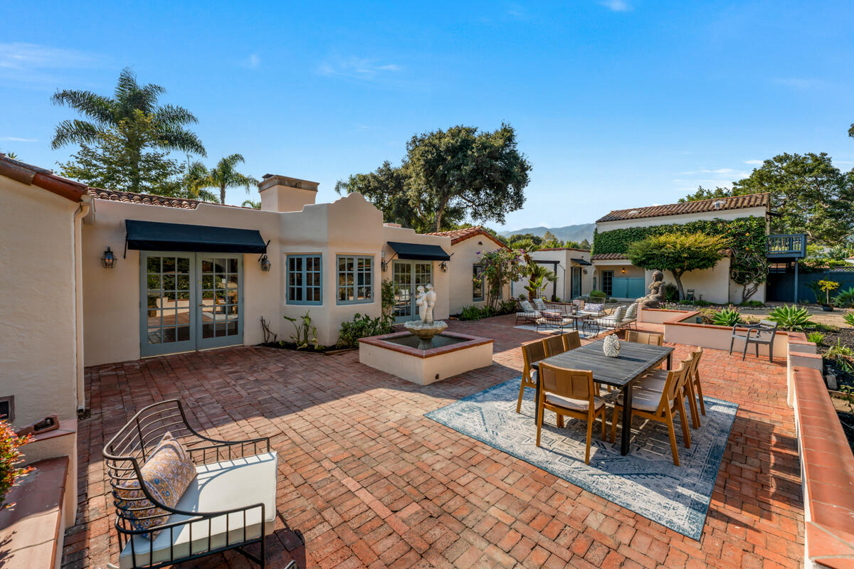 99 La Vuelta Road Montecito, CA 93108 - Photo 29 of 41 _ROY0712