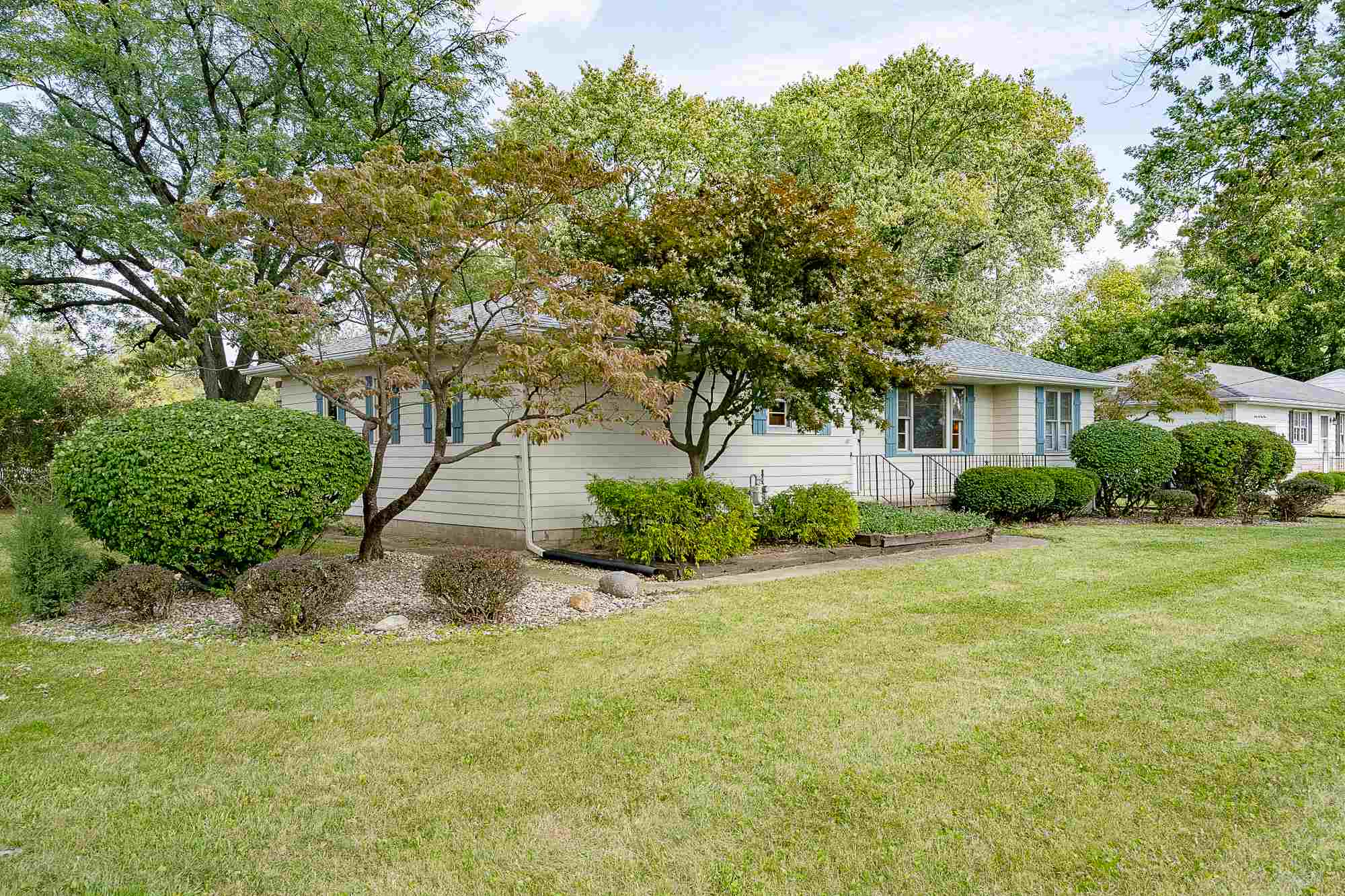 3625 St Joe Center Road Fort Wayne, IN 46835 - Photo 3 of 36 Gallery Image 3