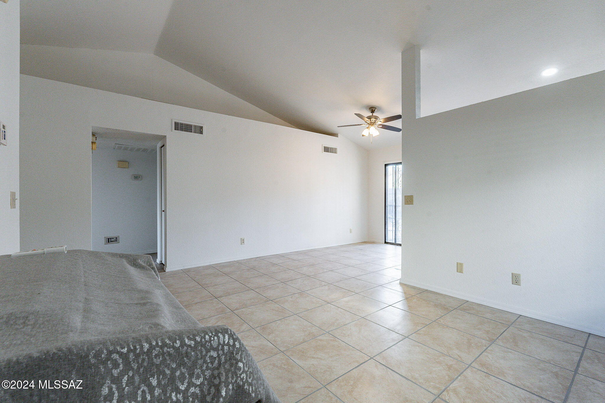 1712 Twin Ridge Road Tucson, AZ 85746 - Photo 9 of 29 Gallery Image 9