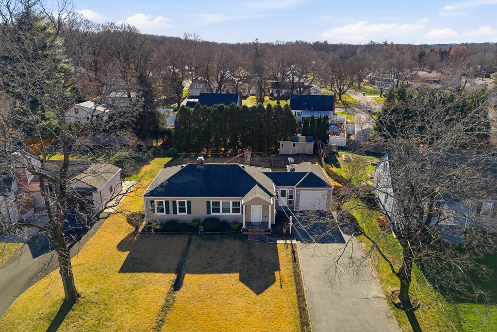 43 Houston Road West Springfield, MA 01089 - Photo 3 of 41