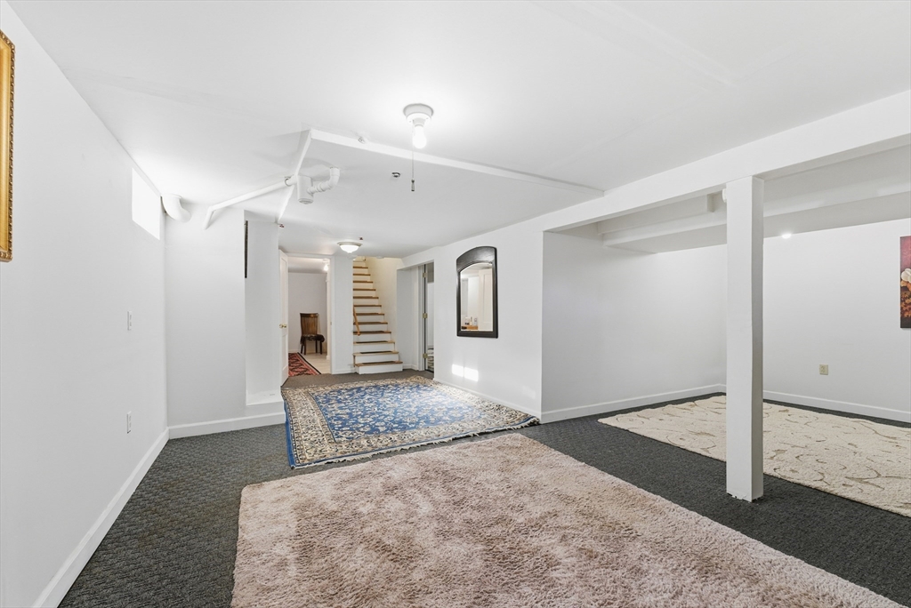 43 Houston Road West Springfield, MA 01089 - Photo 31 of 41