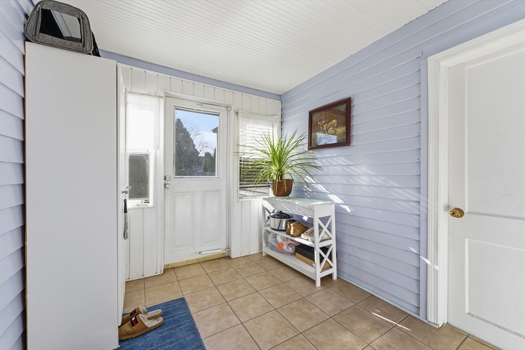 43 Houston Road West Springfield, MA 01089 - Photo 6 of 41