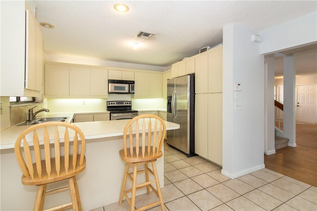 7319 Texas Trail Boca Raton, FL 33487 - Photo 11 of 33 Photo 11