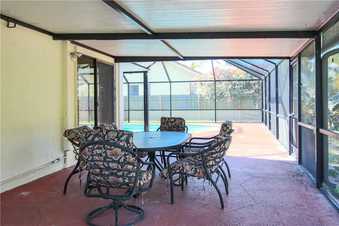 7319 Texas Trail Boca Raton, FL 33487 - Photo 17 of 33 Photo 17