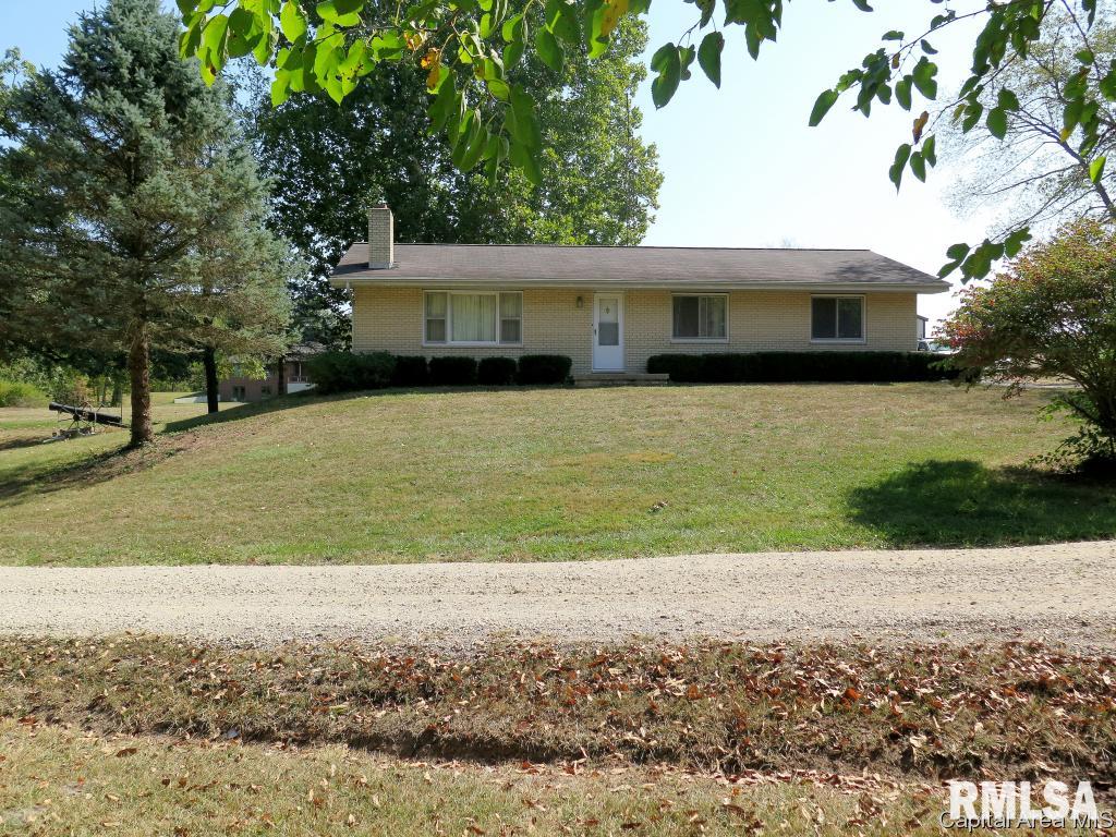 4662 Spaulding Orchard Road Chatham, IL 62629 - Photo 2 of 36