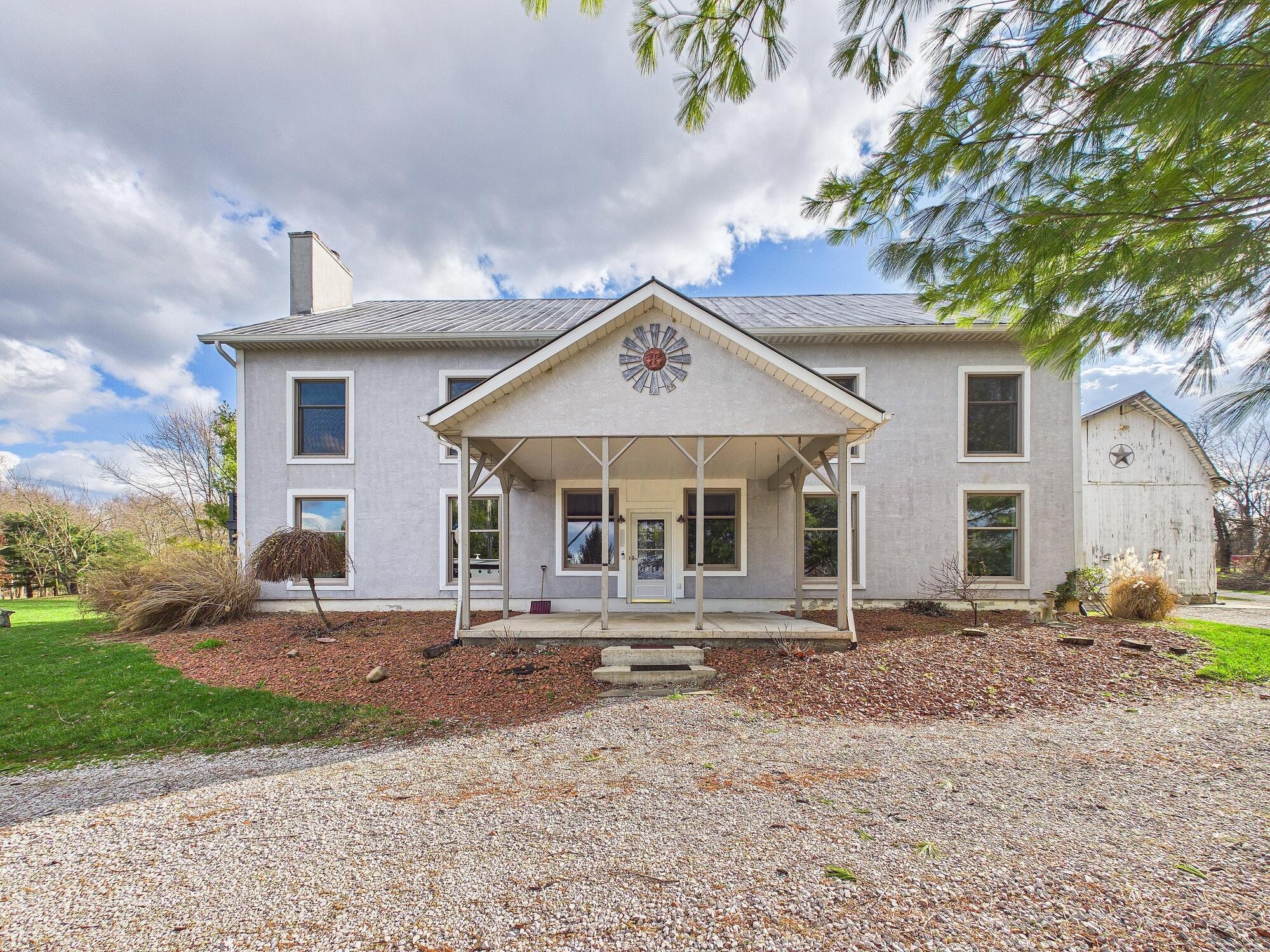 681 Mt Zion Road Southwest Lancaster, OH 43130 - Photo 2 of 52 CAM02437G0-PR0117-STILL002