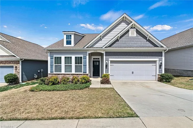 $400,000 | 7850 Fountaingrass Lane, Sherrills Ford, NC 28673