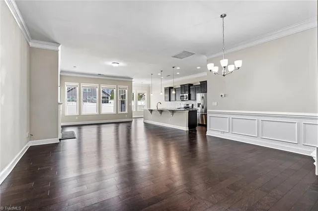 $400,000 | 7850 Fountaingrass Lane, Sherrills Ford, NC 28673