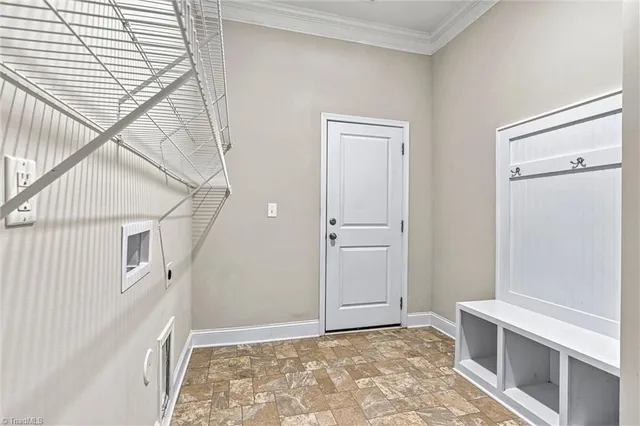 $400,000 | 7850 Fountaingrass Lane, Sherrills Ford, NC 28673