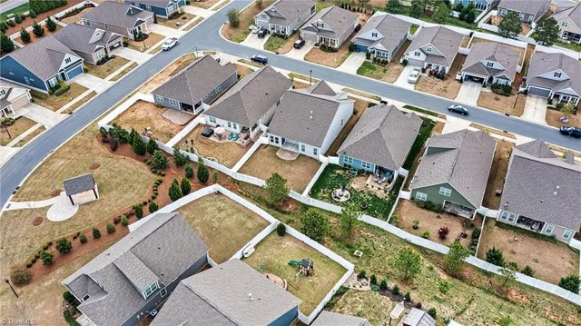 $400,000 | 7850 Fountaingrass Lane, Sherrills Ford, NC 28673