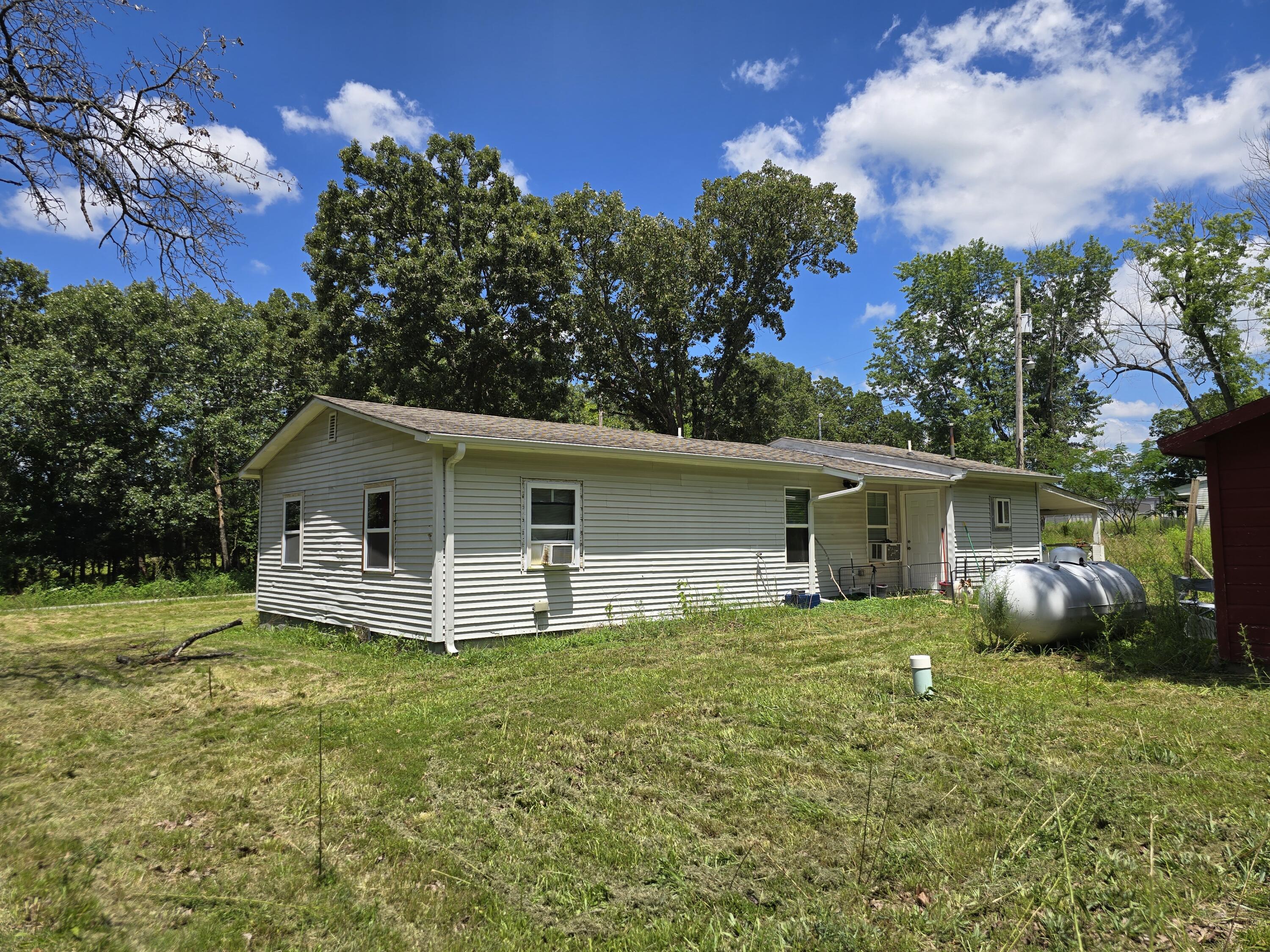 22 Thomasville Road Buffalo, MO 65622 - Photo 4 of 28 20260713_140422