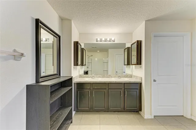 $413,500 | 123 San Avellino Court, Bradenton, FL 34208