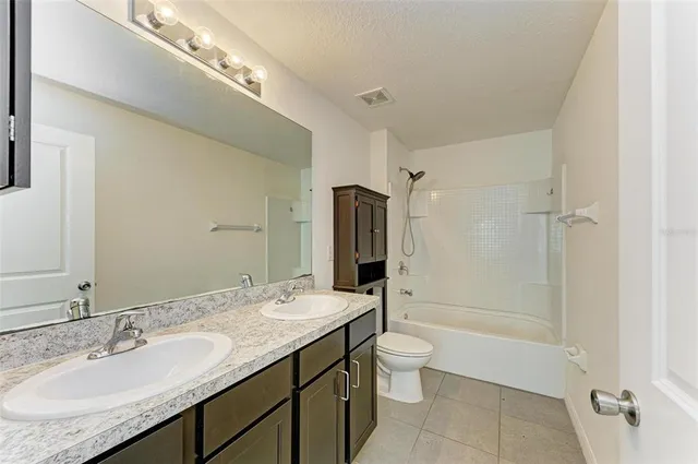 $413,500 | 123 San Avellino Court, Bradenton, FL 34208