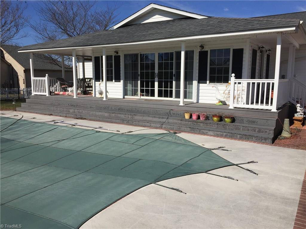 878 Mountain View Road King, NC 27021 - Photo 3 of 30 Back of home