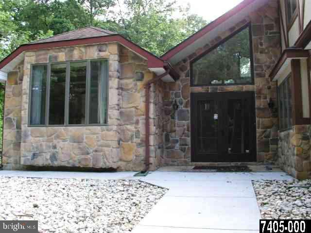 41 Quail Run Road York, PA 17406 - Photo 2 of 24 Gallery Image 2